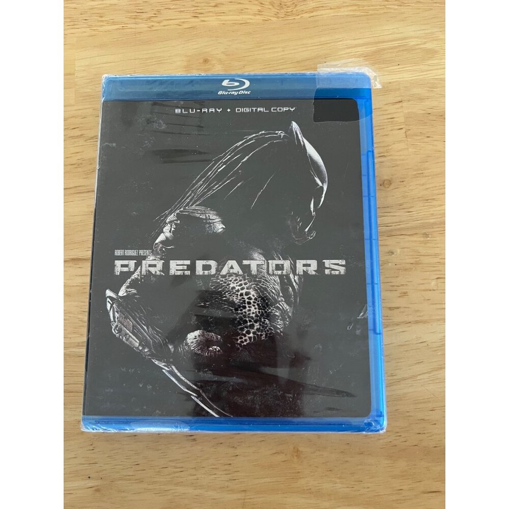 Predators Blu-Ray + Digital Copy 2010 Sci-Fi Action Film Adrien Brody New Sealed